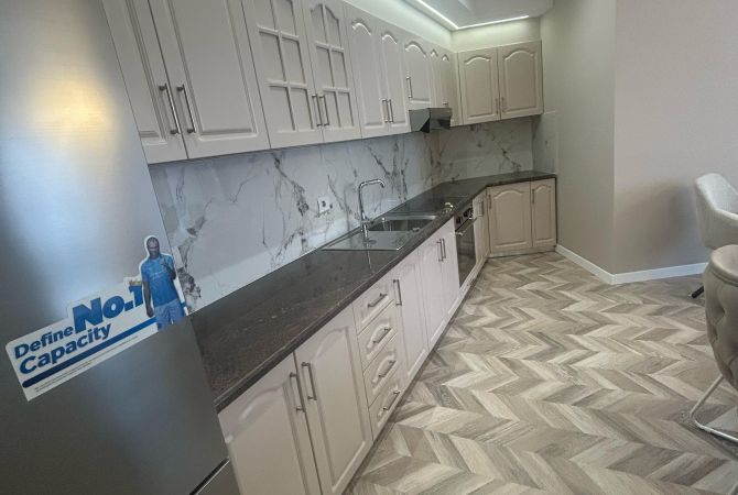 Shtepi me qera 2+1 ne Tirane - 1,200 Euro