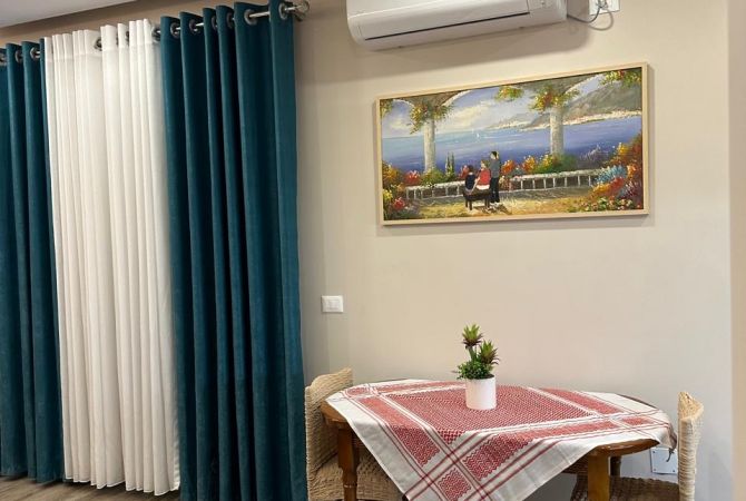 Shtepi me qera Apartament ne Tirane, 1+1, Mobilimi E mobiluar, Pagesa 650  Euro.