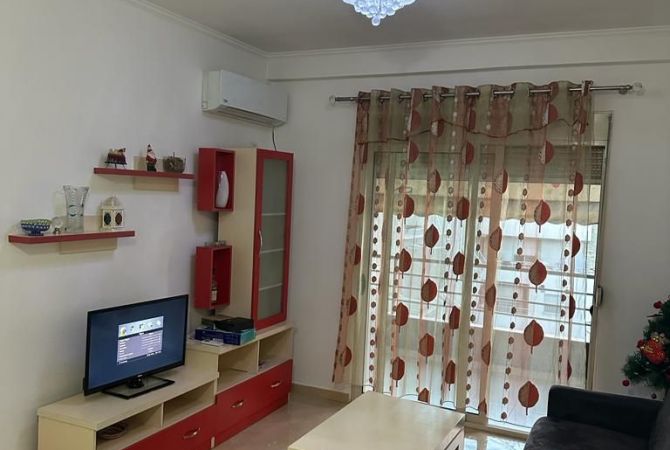 Shtepi me qera Apartament ne Tirane, 1+1, Mobilimi E mobiluar, Pagesa 450  Euro.