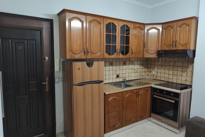 Shtepi me qera 1+1 ne Tirane - 400 Euro
