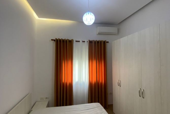 Shtepi me qera Apartament ne Tirane, 1+1, Mobilimi E mobiluar, Pagesa 500  Euro.