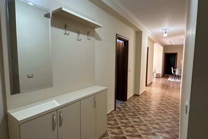 Shtepi me qera 2+1 ne Tirane - 480 Euro