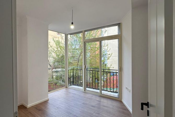 Shtepi ne shitje 1+1 ne Tirane - 120,000 Euro