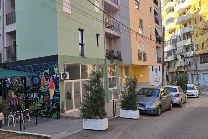 Shtepi ne shitje Apartament ne Tirane, 1+1, Mobilimi Bosh, pa mobiluar, Pagesa 120,000  Euro.