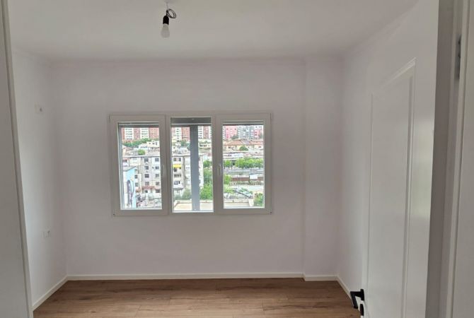 Shtepi ne shitje Apartament ne Tirane, 1+1, Mobilimi Bosh, pa mobiluar, Pagesa 115,000  Euro.