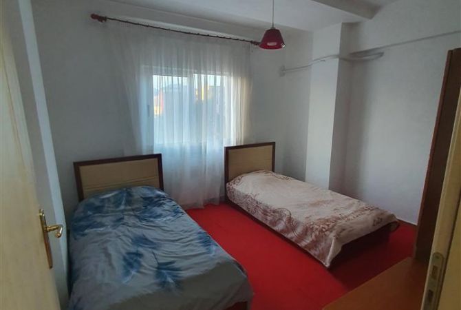 Shtepi me qera 2+1 ne Tirane - 480 Euro