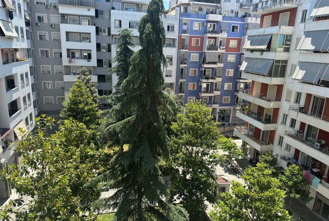 Shtepi me qera Apartament ne Tirane, 2+1, Mobilimi E mobiluar, Pagesa 450  Euro.