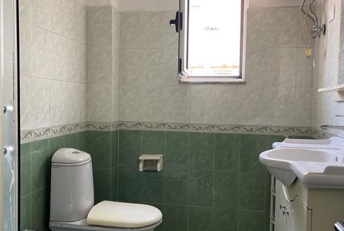 Shtepi me qera 2+1 ne Tirane - 480 Euro