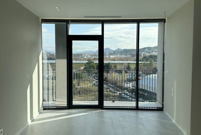 Shtepi me qera 2+1 ne Tirane - 1,200 Euro