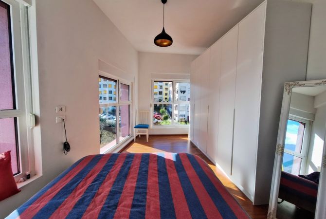 Shtepi me qera Apartament ne Tirane, 2+1, Mobilimi E mobiluar, Pagesa 550  Euro.