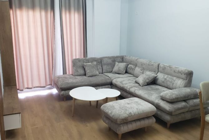 Shtepi me qera 1+1 ne Tirane - 500 Euro