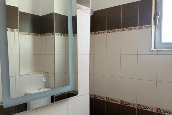 Shtepi me qera 1+1 ne Tirane - 450 Euro
