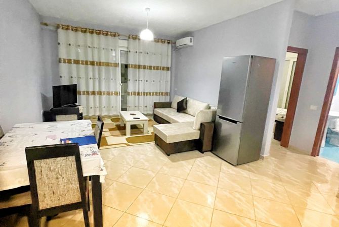 Shtepi me qera Apartament ne Tirane, 2+1, Mobilimi E mobiluar, Pagesa 55,000  Leke.