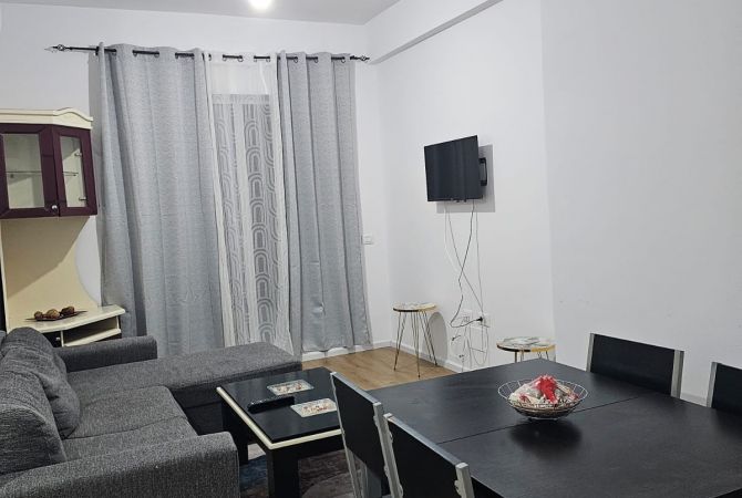 Shtepi me qera 1+1 ne Tirane - 400 Euro