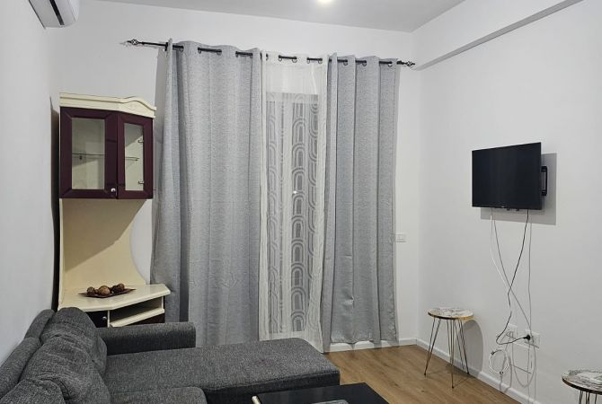 Shtepi me qera Apartament ne Tirane, 1+1, Mobilimi E mobiluar, Pagesa 400  Euro.