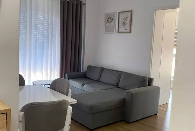 Shtepi me qera 2+1 ne Tirane - 550 Euro