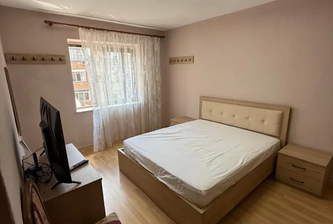 Shtepi me qera Apartament ne Tirane, 1+1, Mobilimi E mobiluar, Pagesa 550  Euro.
