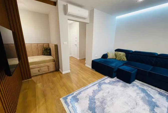 Shtepi me qera 2+1 ne Tirane - 650 Euro
