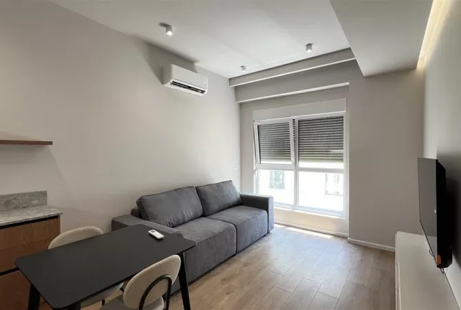 Shtepi me qera Apartament ne Tirane, 1+1, Mobilimi E mobiluar, Pagesa 400  Euro.