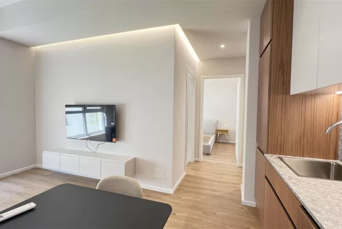 Shtepi me qera Apartament ne Tirane, 1+1, Mobilimi E mobiluar, Pagesa 400  Euro.