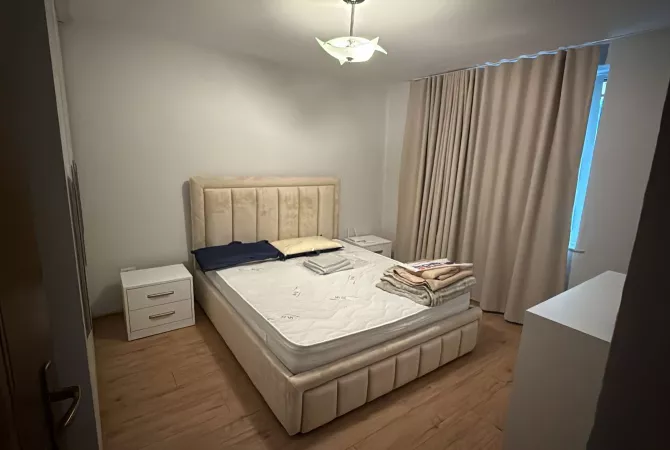 Shtepi me qera Apartament ne Tirane, 1+1, Mobilimi E mobiluar, Pagesa 700  Euro.