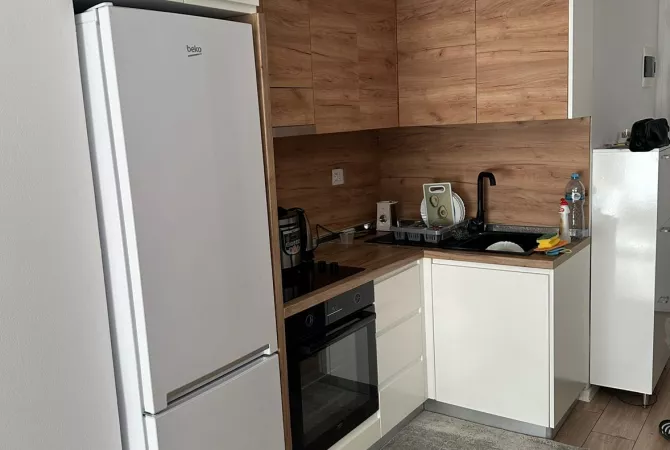 Shtepi me qera Apartament ne Tirane, 1+1, Mobilimi E mobiluar, Pagesa 400  Euro.