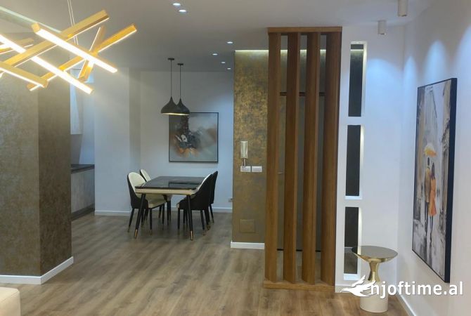 Shtepi me qera 2+1 ne Tirane - 1,300 Euro