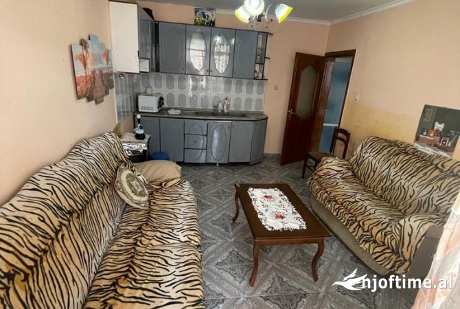 Shtepi me qera 1+1 ne Korce - 15,000 Leke