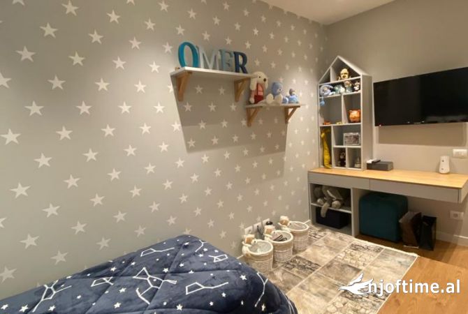 Shtepi ne shitje Apartament ne Tirane, 3+1, Mobilimi E mobiluar, Pagesa 400,000  Euro.