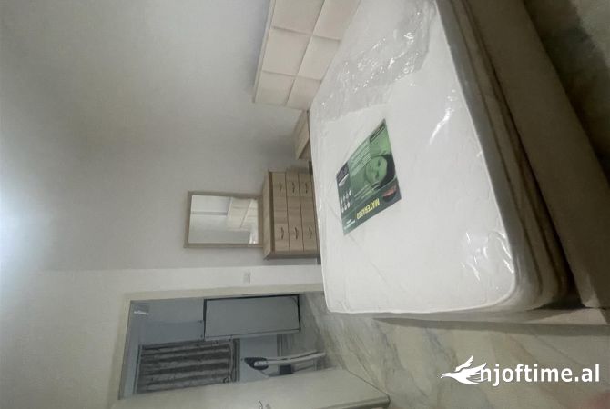 Shtepi me qera 1+1 ne Tirane - 400 Euro