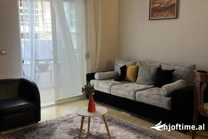 Shtepi me qera 1+1 ne Tirane - 500 Euro