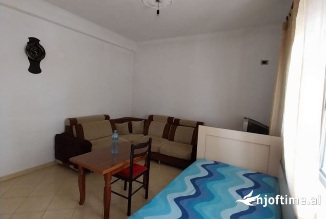 Shtepi me qera Apartament ne Tirane, 1+1, Mobilimi E mobiluar, Pagesa 350  Euro.