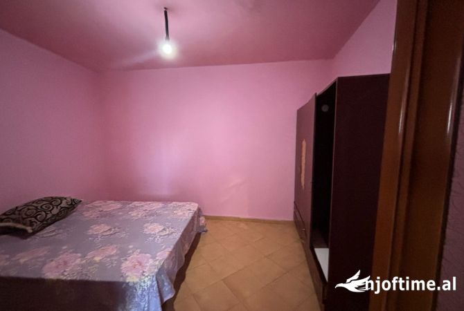Shtepi me qera 1+1 ne Tirane - 350 Euro