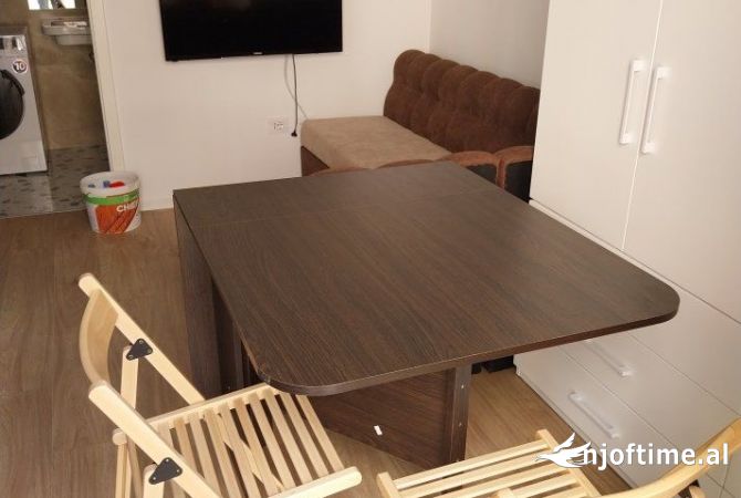 Shtepi me qera Garsoniere ne Tirane - 300 Euro