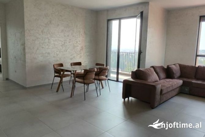 Shtepi me qera 2+1 ne Tirane - 400 Euro