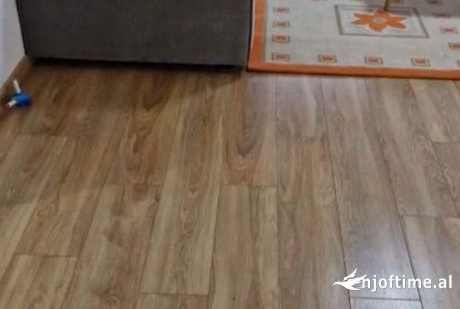 Shtepi me qera Apartament ne Tirane, 2+1, Mobilimi E mobiluar, Pagesa 550  Euro.