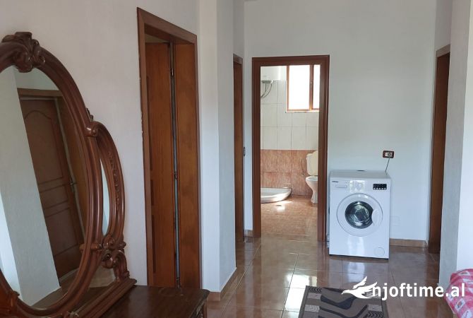 Shtepi me qera 1+1 ne Tirane - 300 Euro