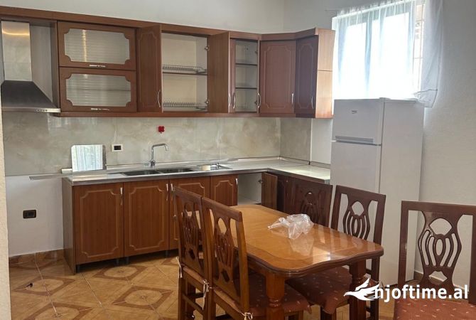 Casa in affitto 2+1 a Tirana - 350 Euro