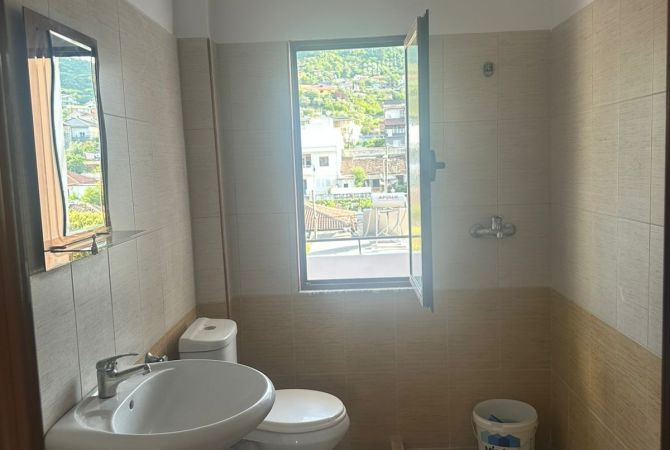 Shtepi ne shitje 1+1 ne Tirane - 75,000 Euro