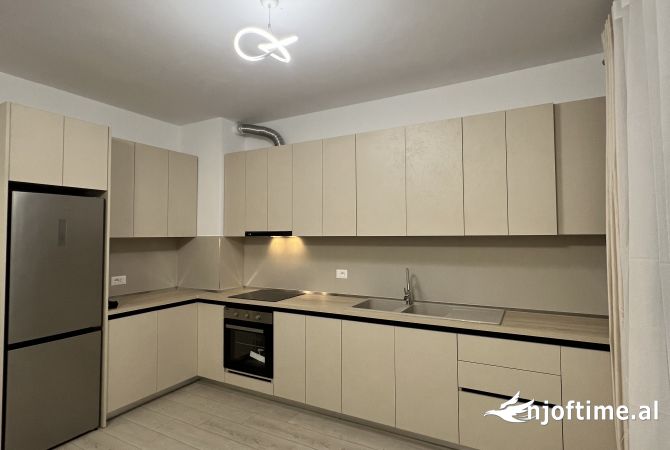 Shtepi me qera Apartament ne Tirane, 2+1, Mobilimi E mobiluar, Pagesa 60,000  Leke.