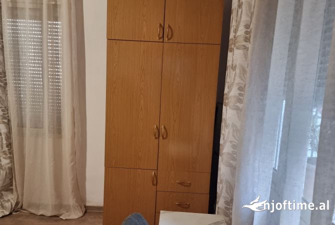 Shtepi me qera 1+1 ne Tirane - 420 Euro