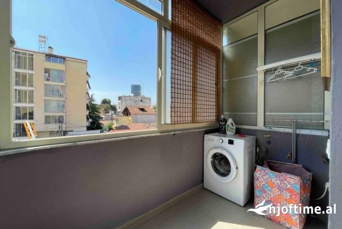 Shtepi me qera Apartament ne Tirane, 2+1, Mobilimi E mobiluar, Pagesa 550  Euro.