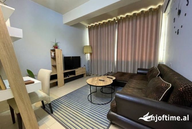 Shtepi me qera 2+1 ne Tirane - 550 Euro