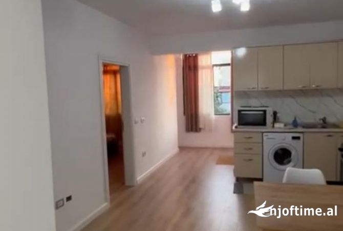 Shtepi me qera Apartament ne Tirane, 1+1, Mobilimi E mobiluar, Pagesa 500  Euro.
