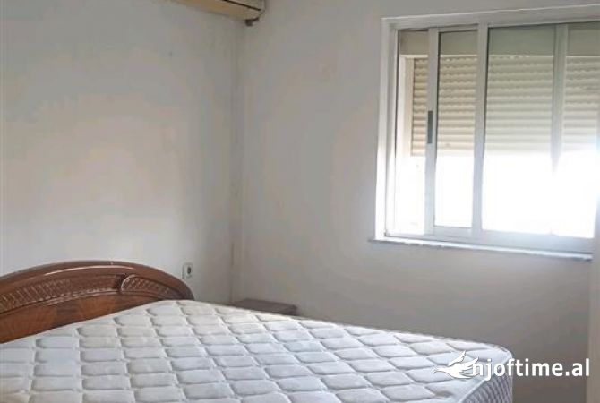 Shtepi ne shitje 1+1 ne Tirane - 98,000 Euro