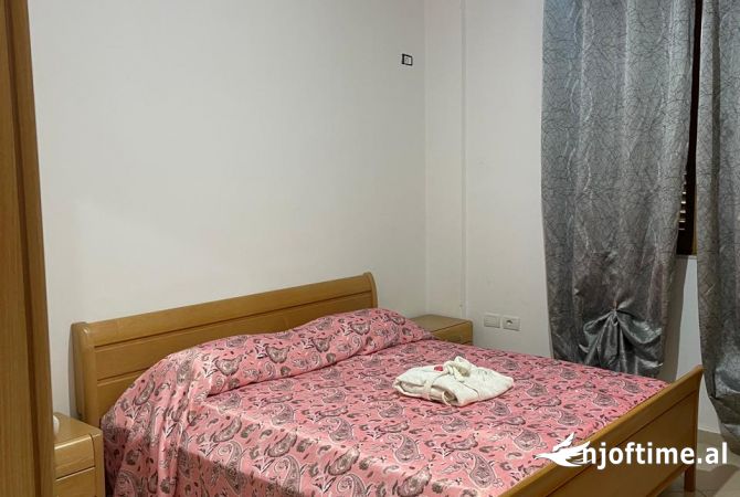 Shtepi me qera 1+1 ne Tirane - 370 Euro
