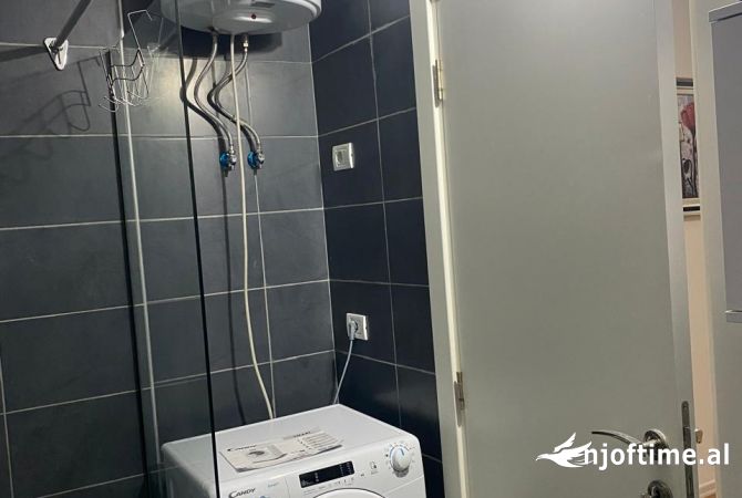 Shtepi me qera Apartament ne Tirane, 1+1, Mobilimi E mobiluar, Pagesa 50,000  Leke.