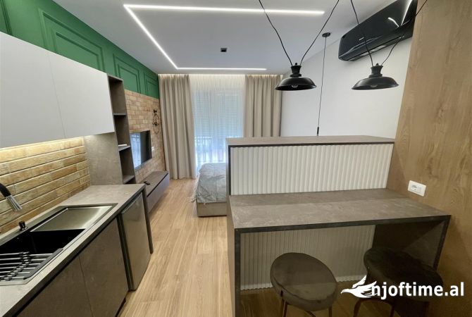 Shtepi me qera Garsoniere ne Tirane - 400 Euro