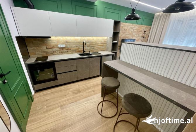 Shtepi me qera Apartament ne Tirane, Garsoniere, Mobilimi E mobiluar, Pagesa 400  Euro.