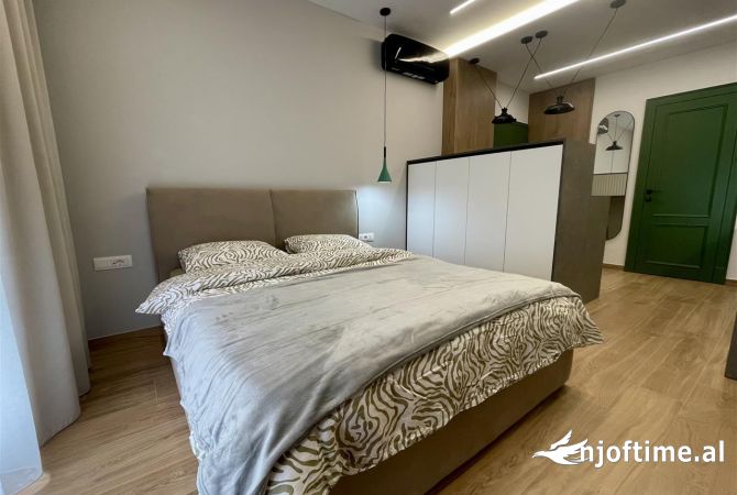 Shtepi me qera Garsoniere ne Tirane - 400 Euro